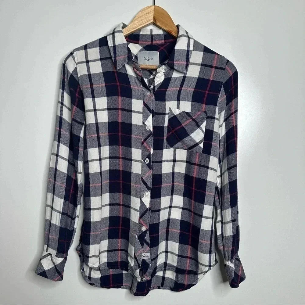 Rails Hunter White Navy Cranberry Button Down Shirt Size XS - Picture 2 of 8